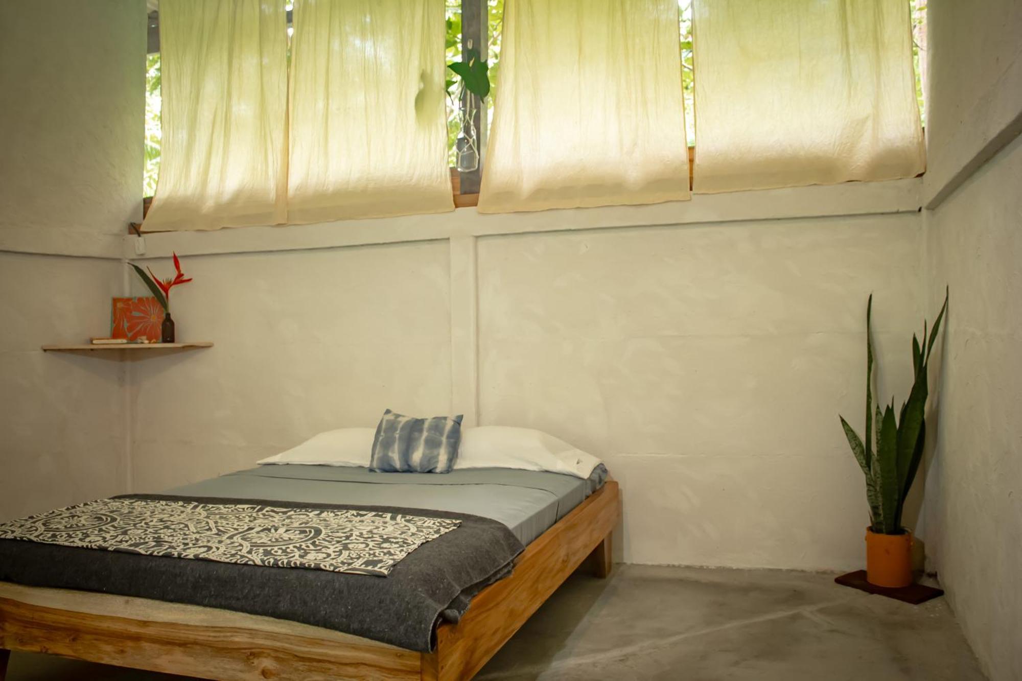 Smile Jungle Hostel Puerto Viejo de Talamanca エクステリア 写真